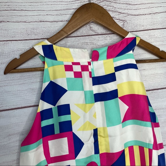 Vineyard vines nautical flag dress size 4. - Picture 5 of 10
